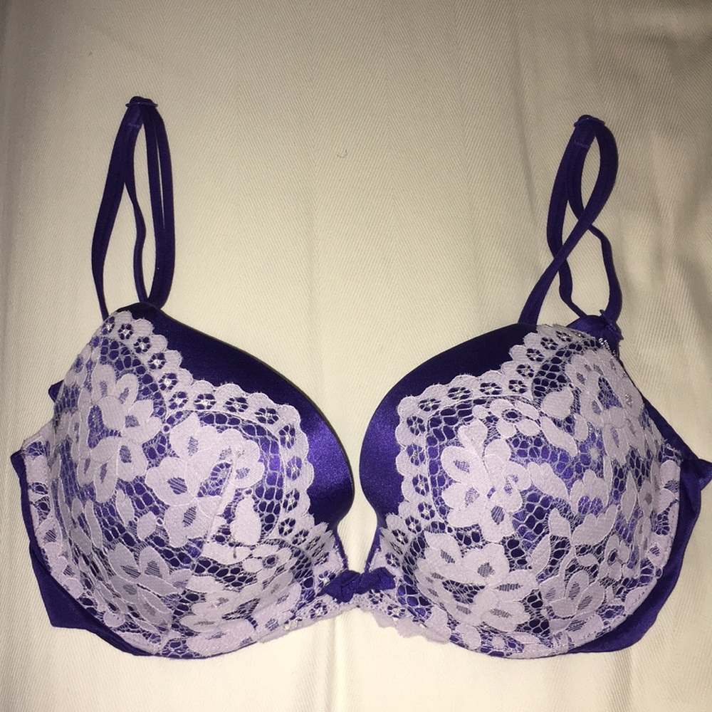 Victoria’s Secret bra